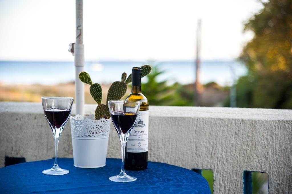 Dreams Apartments - Katelios,Santa Barbara Beach エクステリア 写真