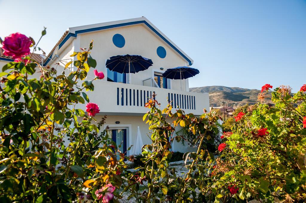 Dreams Apartments - Katelios,Santa Barbara Beach エクステリア 写真