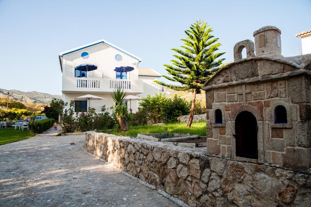 Dreams Apartments - Katelios,Santa Barbara Beach エクステリア 写真